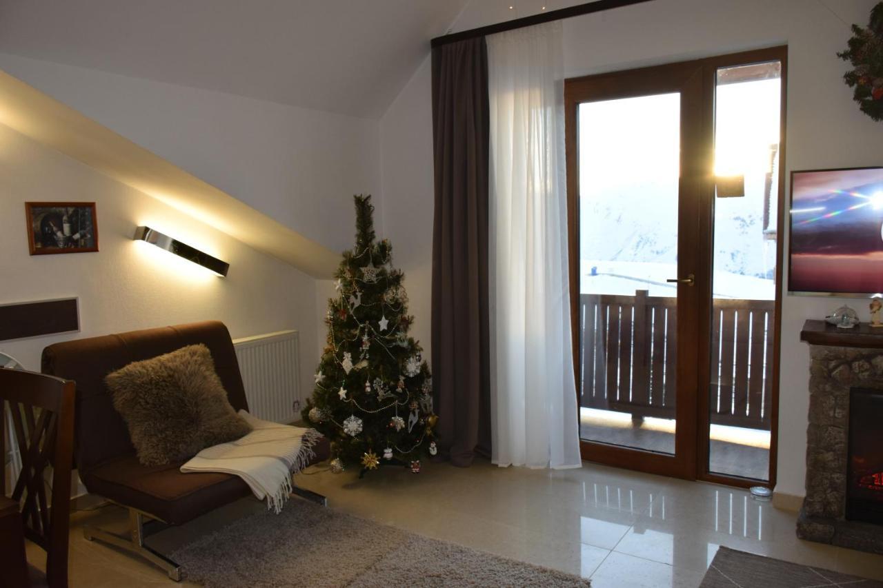 Happy Holidays Apartments In New Gudauri Eksteriør billede